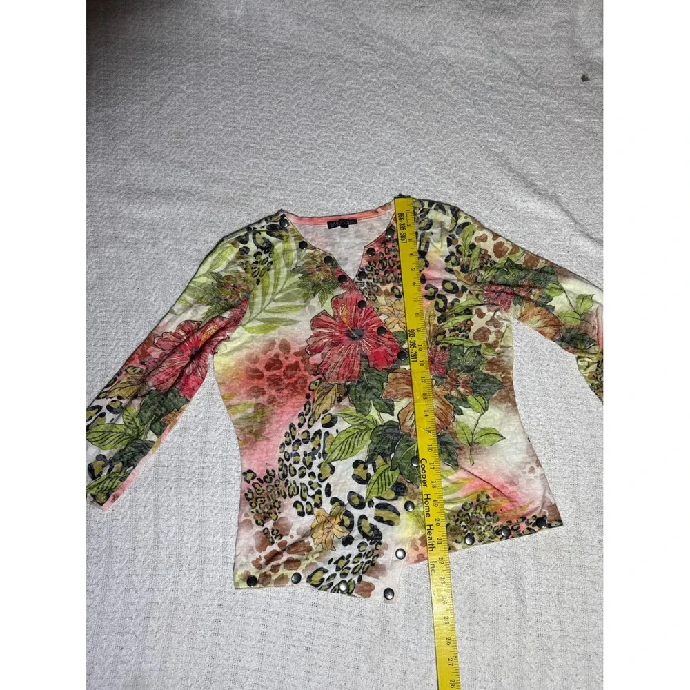 Boho Chic Floral Leopard‎ Cardigan Women M Multicolor Good Asymmetrical Snap Top